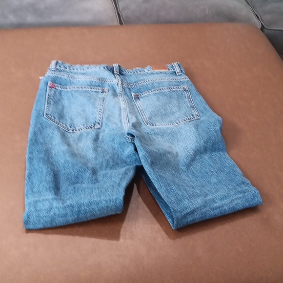 BDG - Picture 4 of 4